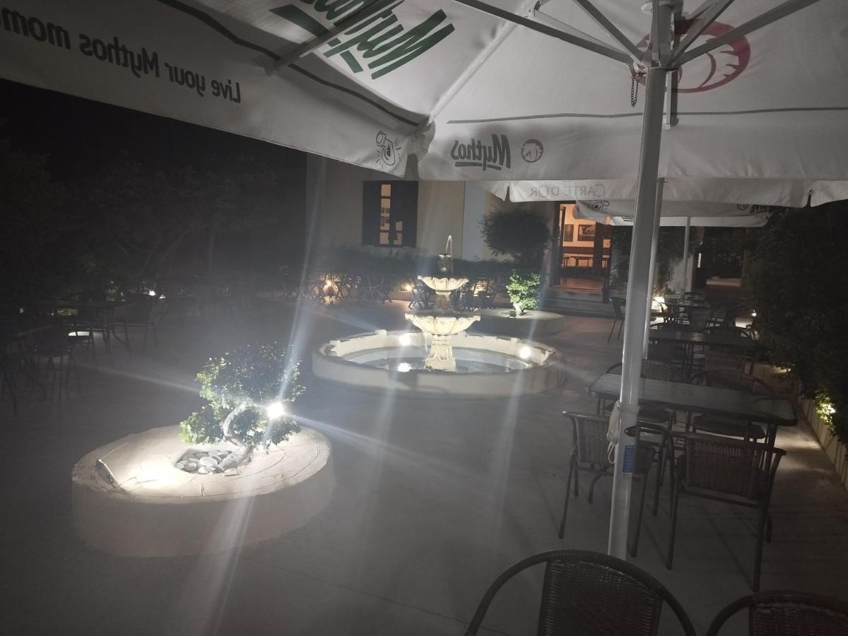 Nymph Hotel Salakos Ngoại thất bức ảnh
