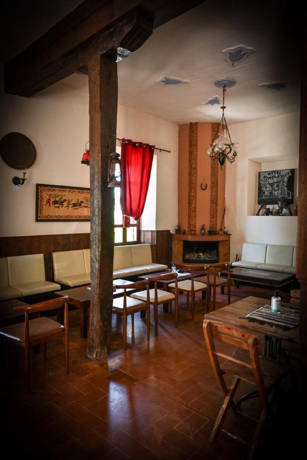 Nymph Hotel Salakos Ngoại thất bức ảnh
